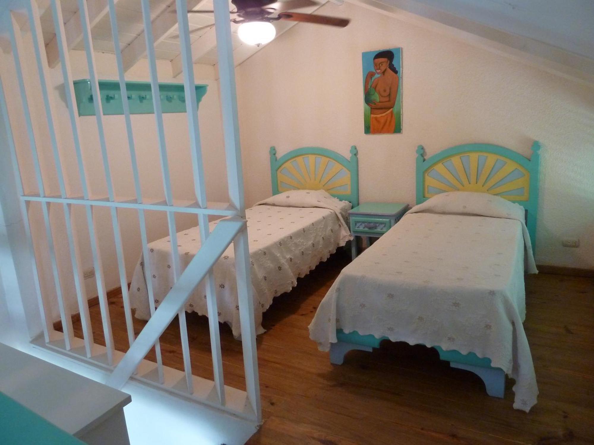 Hotel Playa Colibri ลาสแตร์เรนาส ภายนอก รูปภาพ