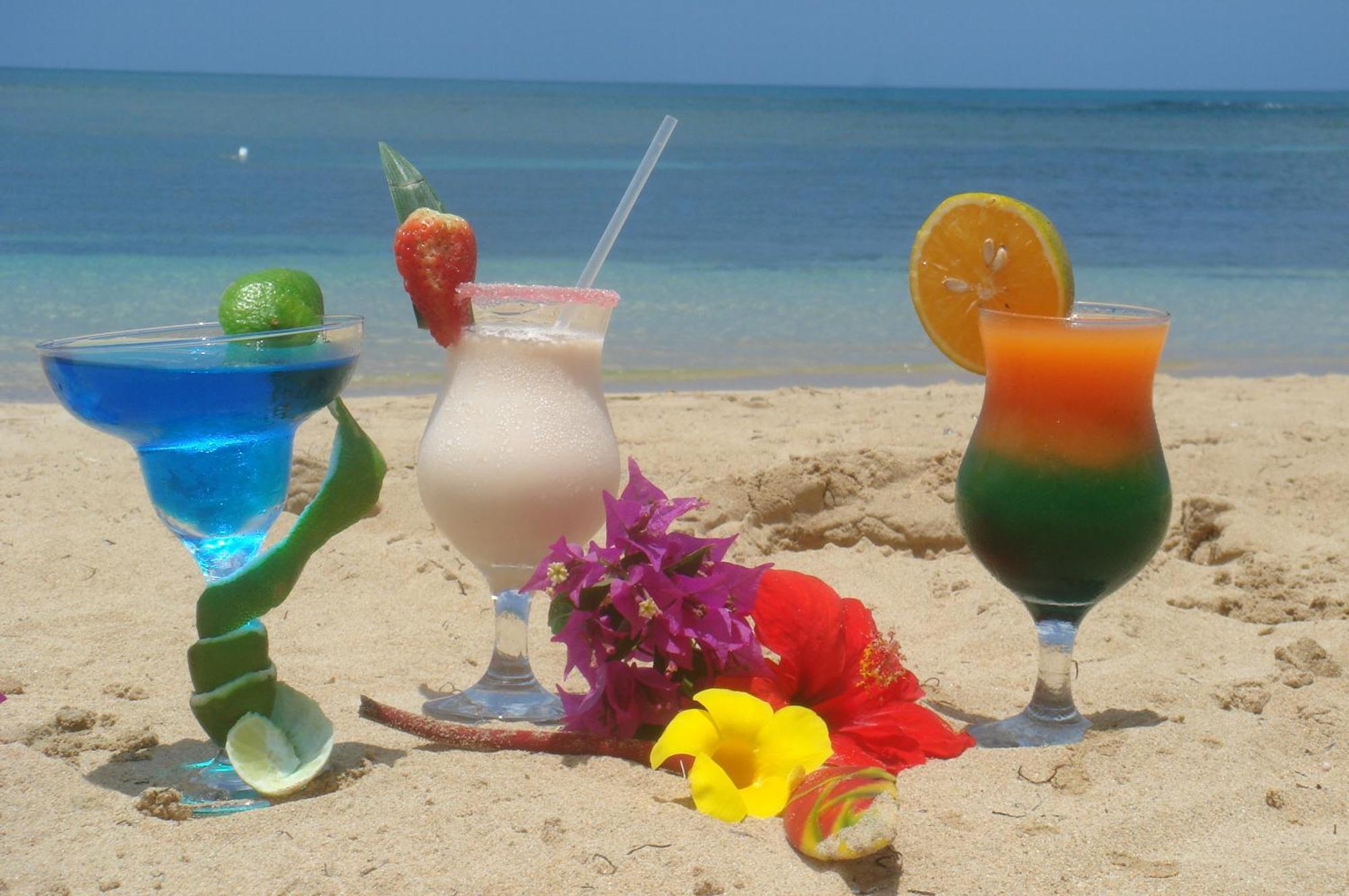 Hotel Playa Colibri ลาสแตร์เรนาส ภายนอก รูปภาพ